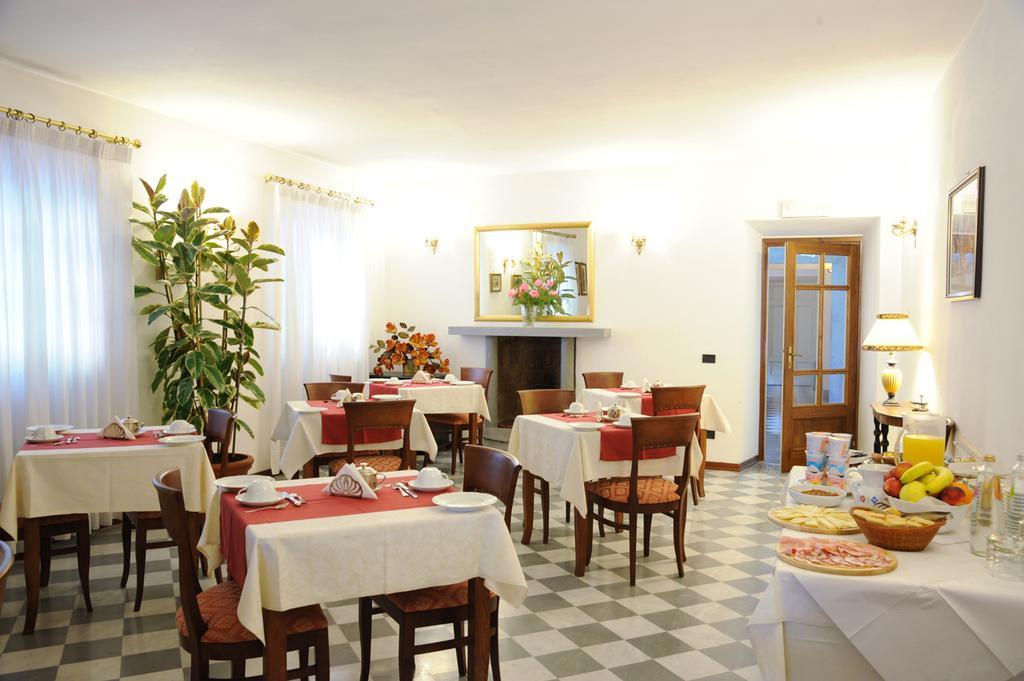 Park Hotel Regina - With Air-Condition And Pool Bagni di Lucca Eksteriør bilde
